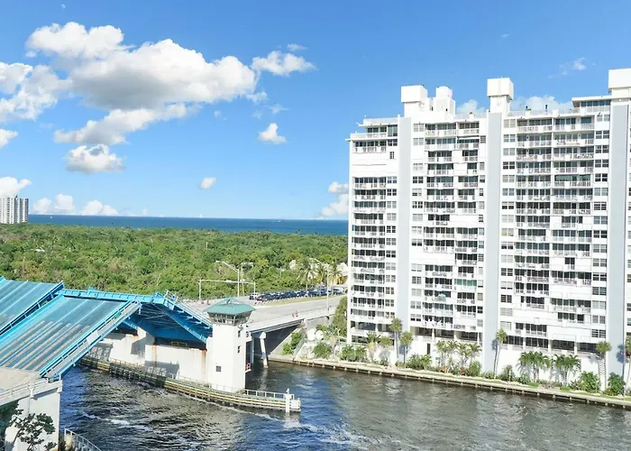 Gallery One - A Doubletree Suites By Hilton Hotel Fort Lauderdale
